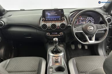 Nissan Juke N-Connecta Manual Petrol SUV - Stock Number (1651235) - 12th supplementary image