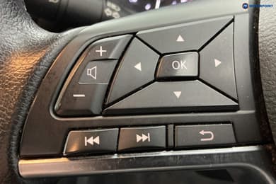 Nissan Juke N-Connecta Manual Petrol SUV - Stock Number (1651235) - 20th supplementary image