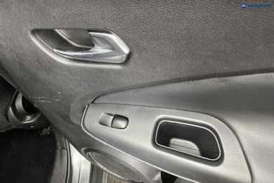 Nissan Juke N-Connecta Manual Petrol SUV - Stock Number (1651235) - 27th supplementary image
