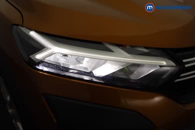 Dacia Sandero Stepway Expression Manual Petrol Hatchback - Stock Number (1651236) - 16th supplementary image