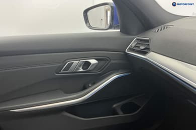 BMW 3 Series M Sport Automatic Petrol Plug-In Hybrid Estate - Stock Number (1651217) - 18th supplementary image