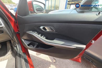 BMW 3 Series SE Automatic Petrol Saloon - Stock Number (1637845) - 19th supplementary image