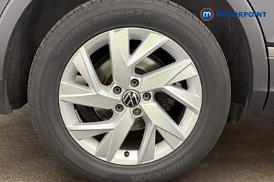 Volkswagen Tiguan Allspace Life Automatic Petrol SUV - Stock Number (1656243) - 3rd supplementary image