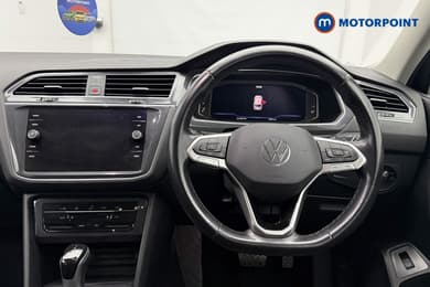 Volkswagen Tiguan Allspace Life Automatic Petrol SUV - Stock Number (1656243) - 17th supplementary image