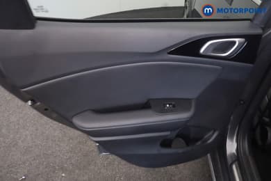KIA Xceed 3 Automatic Petrol Hatchback - Stock Number (1662375) - 32nd supplementary image