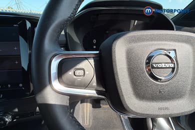 Volvo Xc40 Plus Automatic Petrol SUV - Stock Number (1664245) - 3rd supplementary image