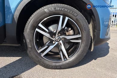 Volvo Xc40 Plus Automatic Petrol SUV - Stock Number (1664245) - 50th supplementary image