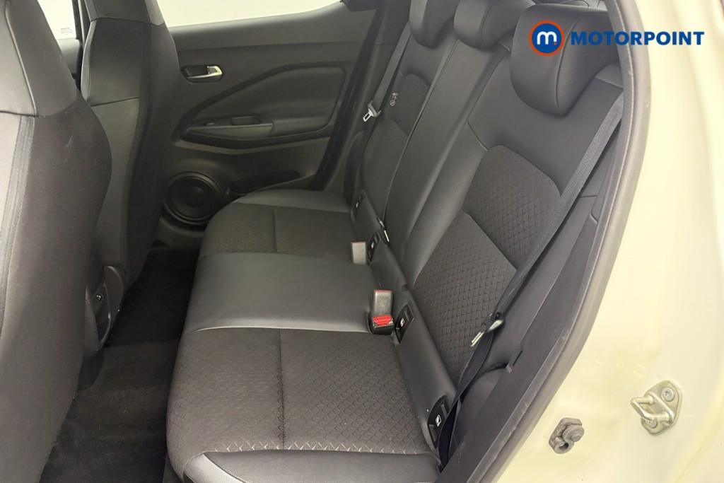 Nissan Juke N-Connecta Automatic Petrol SUV - Stock Number (1655528) - 8th supplementary image