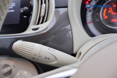 Fiat 500 Lounge Automatic Petrol Hatchback - Stock Number (1648077) - 5th supplementary image