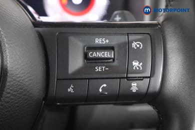 Nissan Qashqai N-Connecta Automatic Petrol SUV - Stock Number (1659610) - 11th supplementary image