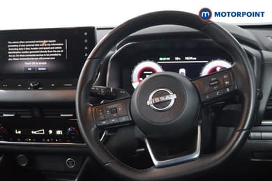 Nissan Qashqai N-Connecta Automatic Petrol SUV - Stock Number (1659610) - 1st supplementary image