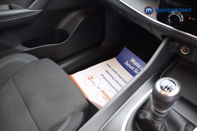 Nissan Qashqai Visia Manual Petrol SUV - Stock Number (1644564) - 12th supplementary image