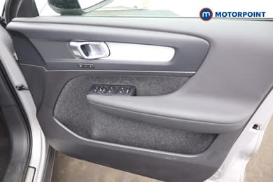 Volvo Xc40 Plus Automatic Petrol Plug-In Hybrid SUV - Stock Number (1648086) - 16th supplementary image