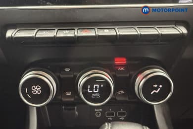 Renault Arkana Techno Automatic Petrol-Electric Hybrid SUV - Stock Number (1653046) - 21st supplementary image
