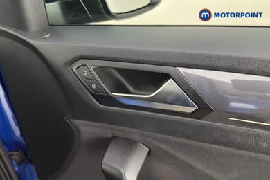 Volkswagen T-Roc SEL Automatic Petrol SUV - Stock Number (1653290) - 42nd supplementary image