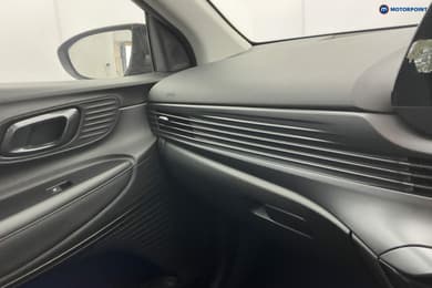 Hyundai Bayon Premium Automatic Petrol SUV - Stock Number (1655514) - 18th supplementary image