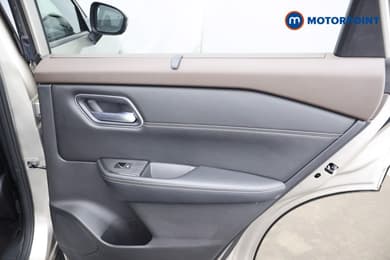 Nissan X-Trail Tekna-Plus Automatic Petrol-Electric Hybrid SUV - Stock Number (1662467) - 24th supplementary image