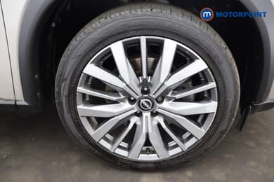 Nissan X-Trail Tekna-Plus Automatic Petrol-Electric Hybrid SUV - Stock Number (1662467) - 39th supplementary image
