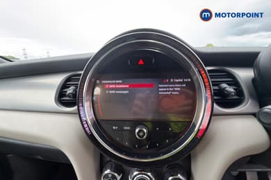 Mini Hatchback Cooper Exclusive Manual Petrol Hatchback - Stock Number (1660384) - 4th supplementary image