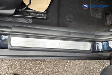 Mini Hatchback Cooper Exclusive Manual Petrol Hatchback - Stock Number (1660384) - 21st supplementary image
