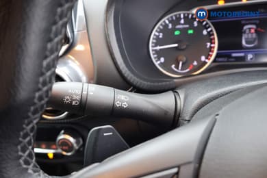 Nissan Juke N-Connecta Automatic Petrol SUV - Stock Number (1665100) - 5th supplementary image