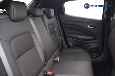 Nissan Juke N-Connecta Automatic Petrol SUV - Stock Number (1665100) - 17th supplementary image