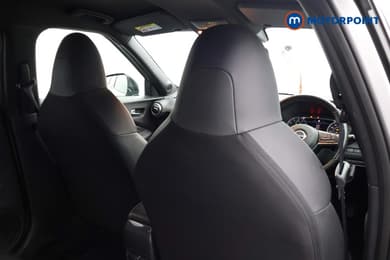 Nissan Juke N-Connecta Automatic Petrol SUV - Stock Number (1665100) - 18th supplementary image
