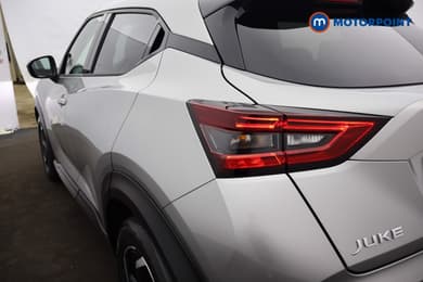 Nissan Juke N-Connecta Automatic Petrol SUV - Stock Number (1665100) - 26th supplementary image