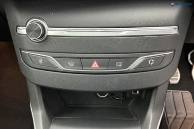 Peugeot 308 Tech Edition Manual Petrol Hatchback - Stock Number (1664571) - 9th supplementary image