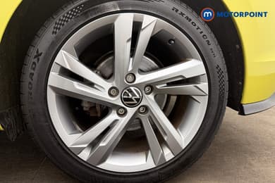 Volkswagen Golf R-Line Automatic Petrol Hatchback - Stock Number (1664898) - 13th supplementary image