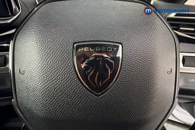 Peugeot 2008 Allure Manual Petrol SUV - Stock Number (1665906) - 5th supplementary image