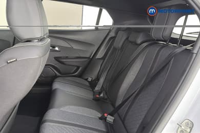 Peugeot 2008 Allure Manual Petrol SUV - Stock Number (1665906) - 28th supplementary image