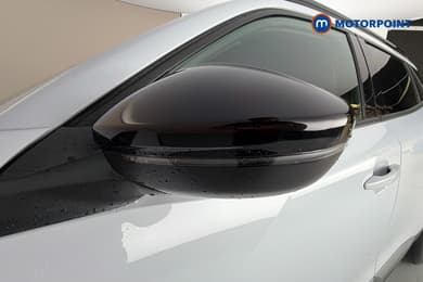 Peugeot 2008 Allure Manual Petrol SUV - Stock Number (1665906) - 43rd supplementary image