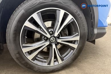 Nissan Qashqai N-Connecta Automatic Petrol SUV - Stock Number (1666576) - 3rd supplementary image