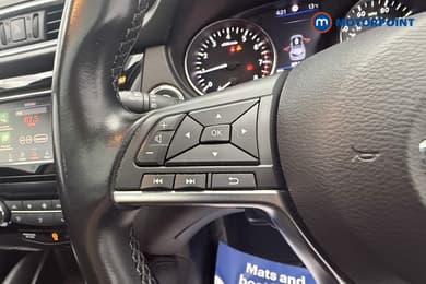 Nissan Qashqai N-Connecta Automatic Petrol SUV - Stock Number (1666576) - 23rd supplementary image