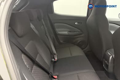 Nissan Juke N-Connecta Manual Petrol SUV - Stock Number (1656238) - 19th supplementary image