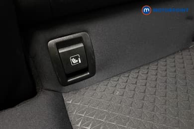 Nissan Juke N-Connecta Manual Petrol SUV - Stock Number (1656238) - 20th supplementary image