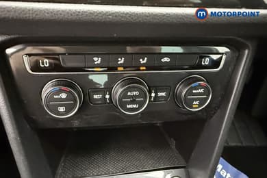 Volkswagen Tiguan Match Manual Diesel SUV - Stock Number (1661974) - 16th supplementary image