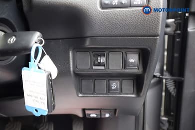 Nissan Qashqai Acenta Premium Manual Petrol SUV - Stock Number (1663302) - 13th supplementary image