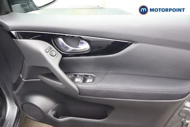 Nissan Qashqai Acenta Premium Manual Petrol SUV - Stock Number (1663302) - 14th supplementary image