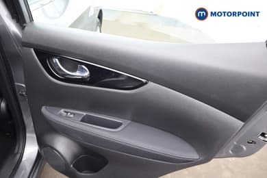 Nissan Qashqai Acenta Premium Manual Petrol SUV - Stock Number (1663302) - 19th supplementary image