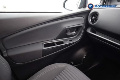 Toyota Yaris Y20 Automatic Petrol Hatchback - Stock Number (1652827) - 13th supplementary image