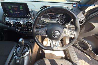 Nissan Juke N-Connecta Automatic Petrol SUV - Stock Number (1665105) - 21st supplementary image