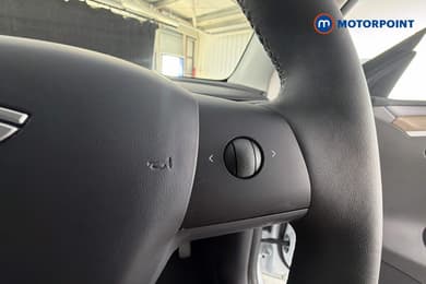 Tesla Model Y Rwd 5Dr Auto Automatic Electric SUV - Stock Number (1667900) - 4th supplementary image