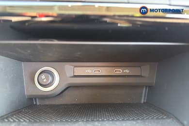 Volkswagen Touran Match Manual Petrol People Carrier - Stock Number (1668513) - 3rd supplementary image