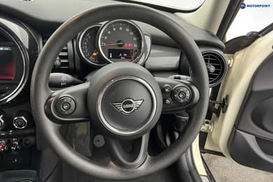Mini Hatchback Cooper Classic Automatic Petrol Hatchback - Stock Number (1658345) - 6th supplementary image