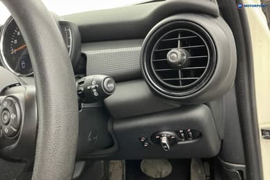 Mini Hatchback Cooper Classic Automatic Petrol Hatchback - Stock Number (1658345) - 21st supplementary image