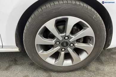 Ford Fiesta Trend Manual Petrol Hatchback - Stock Number (1662090) - 35th supplementary image