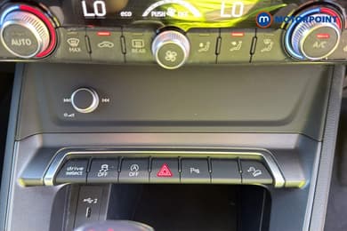 Audi Q3 Black Edition Automatic Diesel SUV - Stock Number (1668248) - 8th supplementary image