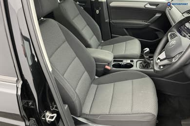 Volkswagen Touran Match Manual Petrol People Carrier - Stock Number (1668493) - 5th supplementary image